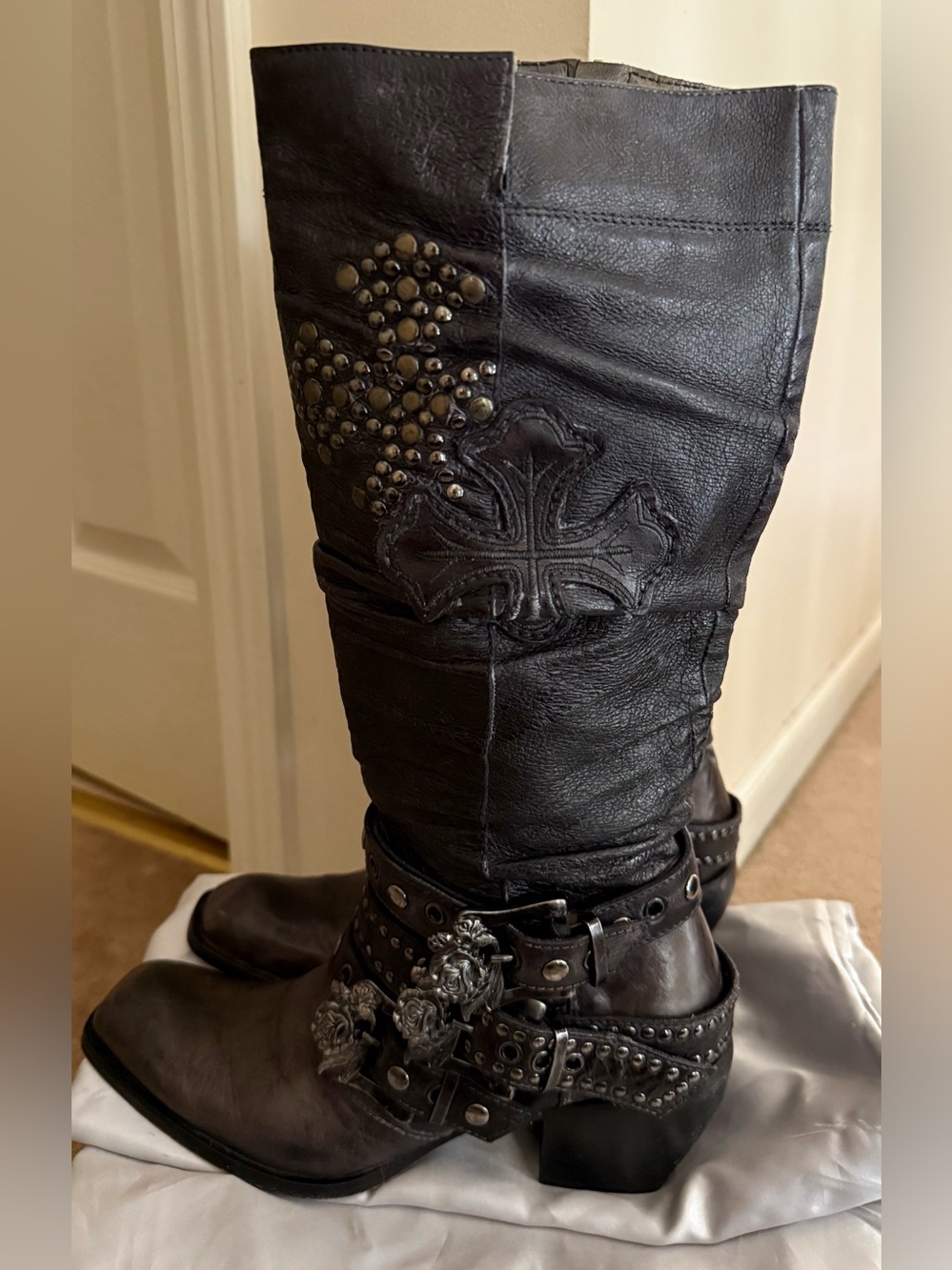 Mark Nason Rock Lives Triple Buckle Roses-7 1/2